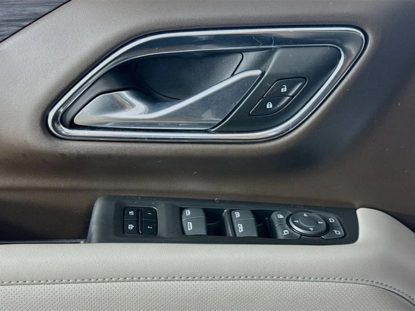 2022 GMC Yukon - Image 22