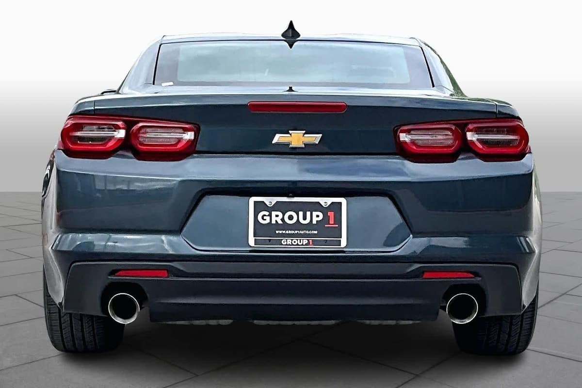 2021 Chevrolet Camaro - Image 5