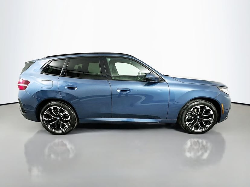 2025 BMW X3 - Image 4