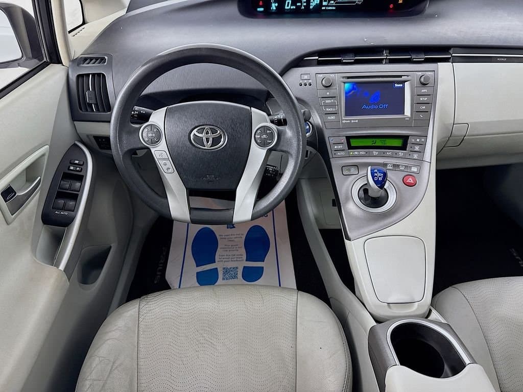 2014 TOYOTA Prius - Image 27