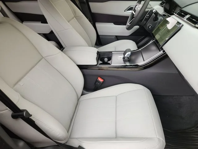 2026 Land Rover Range Rover Velar - Image 10