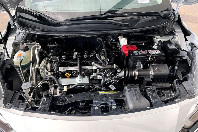 2025 Nissan Versa - Image 31