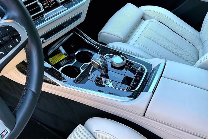 2020 BMW X7 - Image 13
