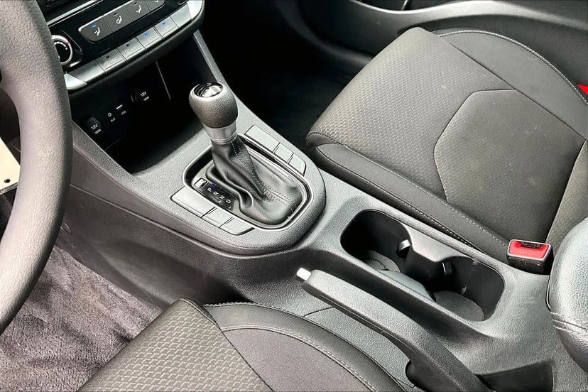 2018 Hyundai Elantra GT - Image 16