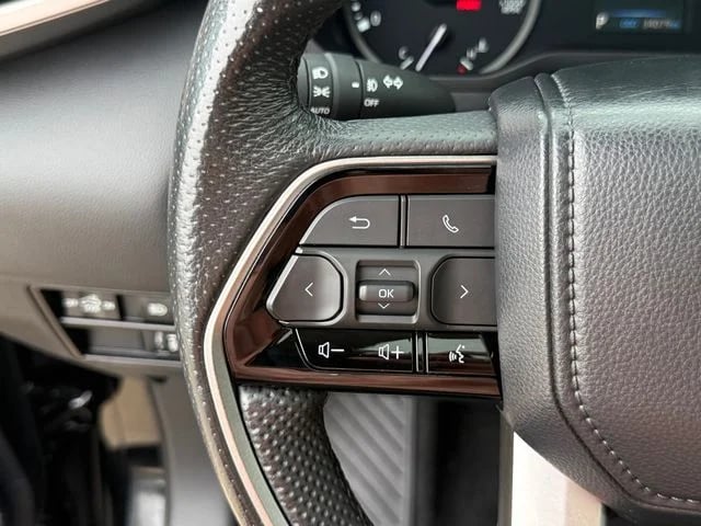 2023 Toyota Tundra - Image 16