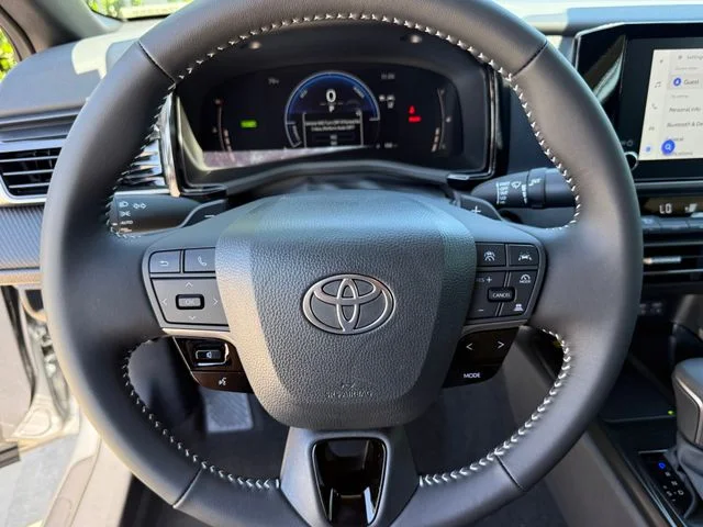 2026 Toyota Camry - Image 13