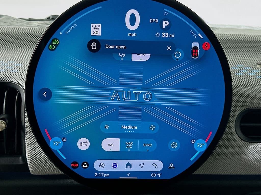 2025 MINI COOPER - Image 15