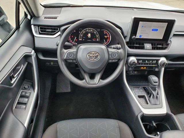 2025 Toyota RAV4 - Image 22