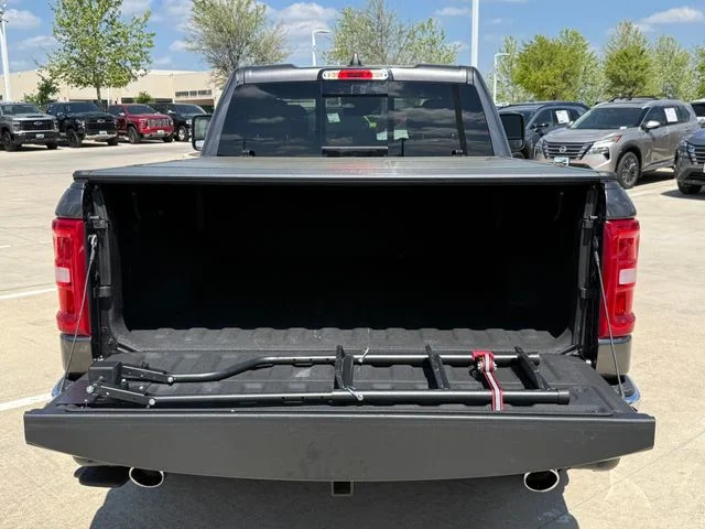 2025 Ram 1500 - Image 27
