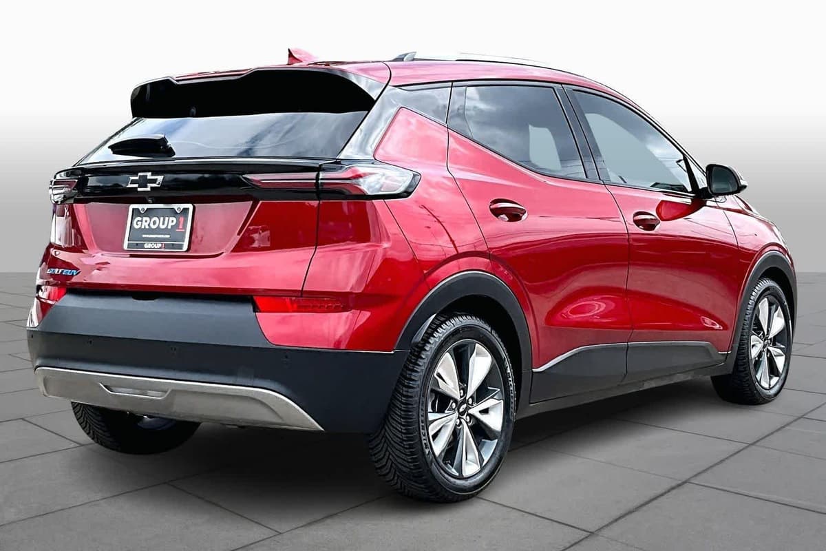 2023 Chevrolet Bolt EUV - Image 12