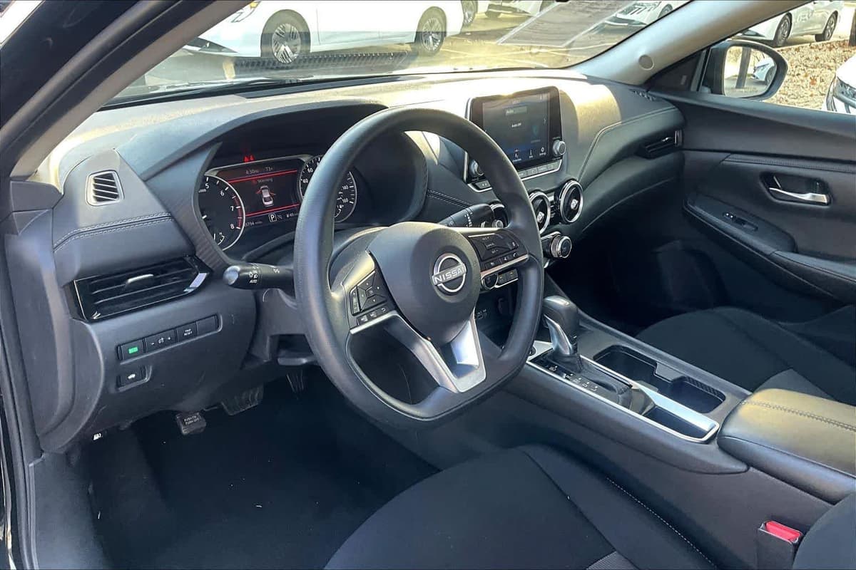 2024 Nissan Sentra - Image 17