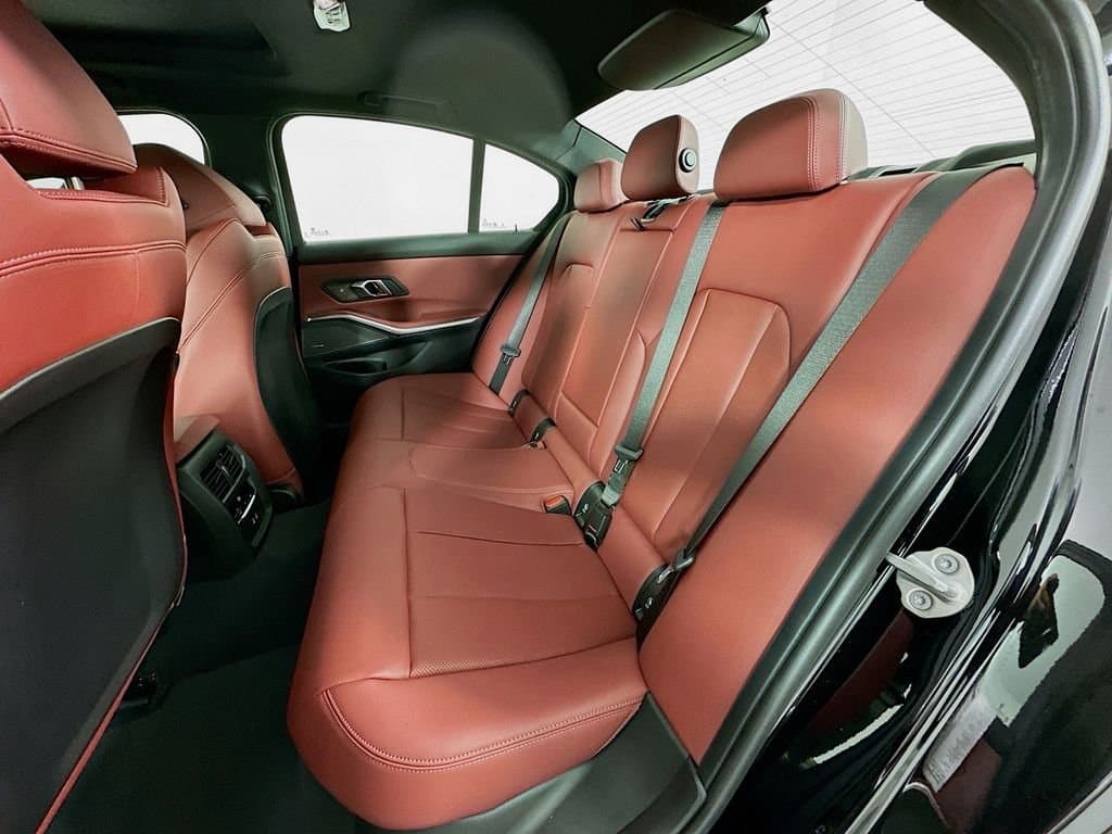 2026 BMW 3 Series - Image 17