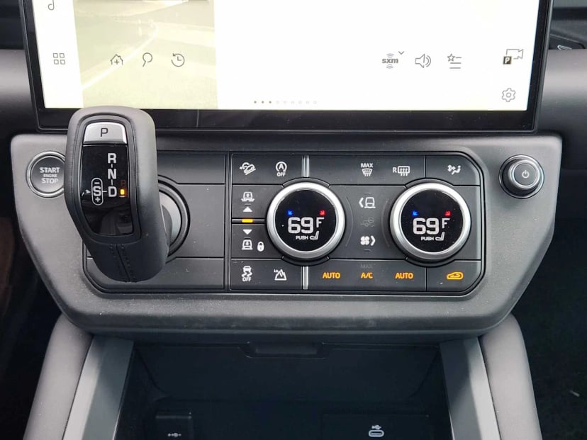 2026 LAND ROVER Defender 130 - Image 17