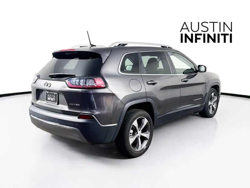 2019 Jeep Cherokee - Image 3