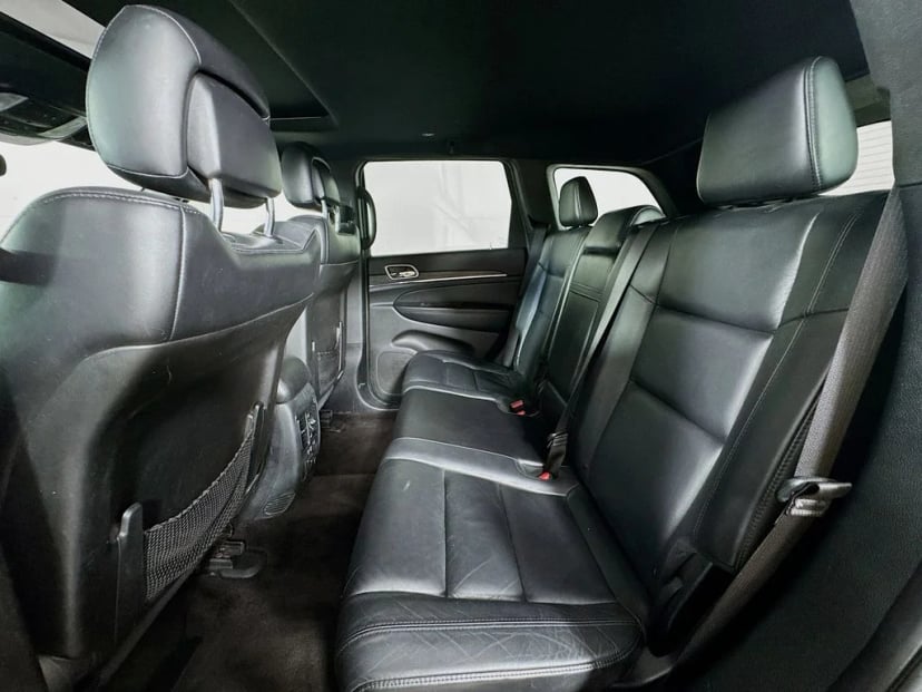 2019 Jeep Grand Cherokee - Image 28