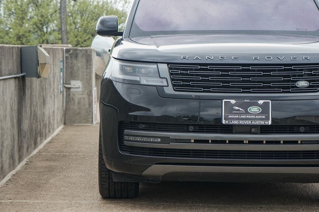 2020 Land Rover Range Rover Velar - Image 4