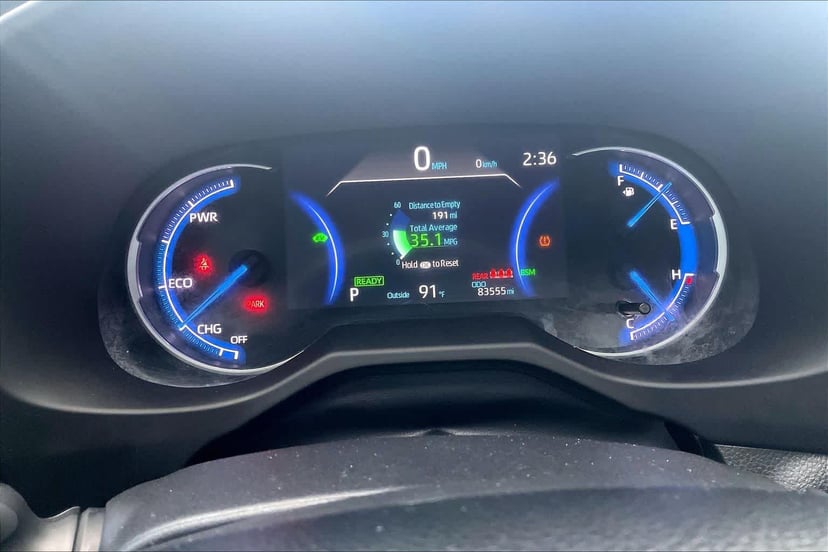 2021 Toyota RAV4 - Image 26