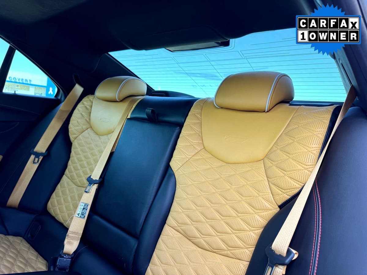 2022 Cadillac Ct4-V - Image 23