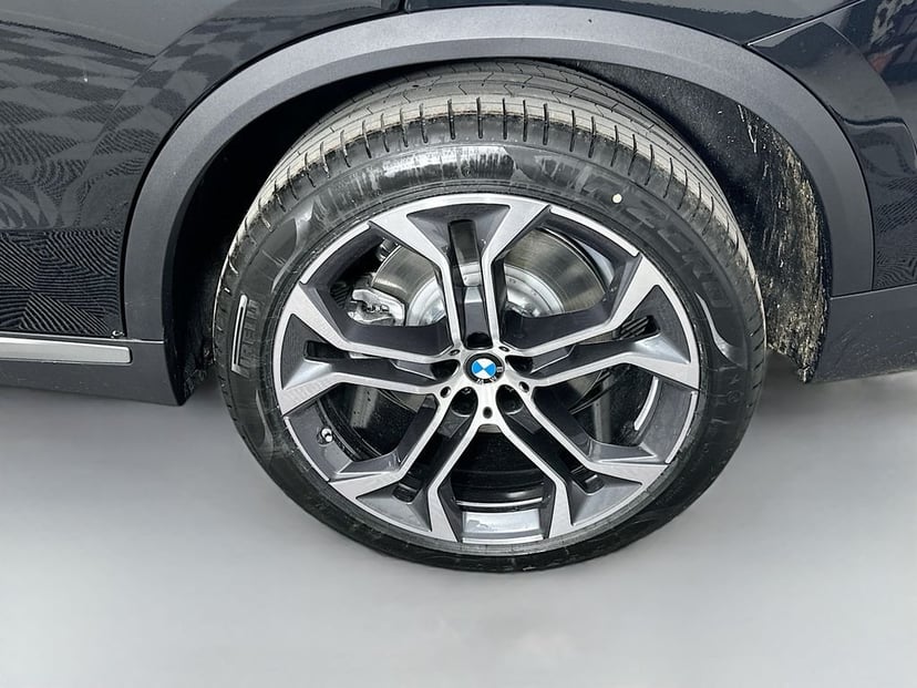 2026 BMW X5 - Image 23