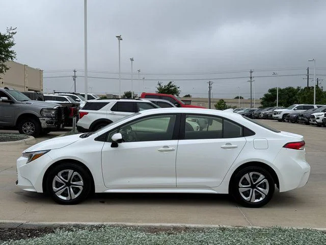 2025 Toyota COROLLA HYBRID - Image 7