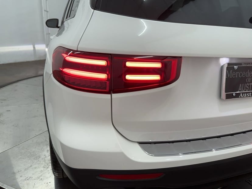 2026 Mercedes-Benz GLB - Image 62
