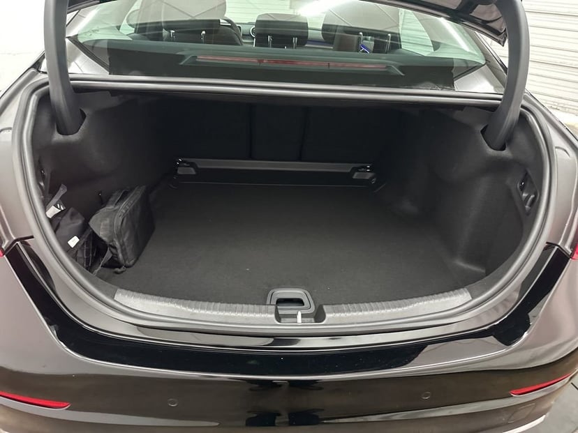 2026 Mercedes-Benz C-Class - Image 27
