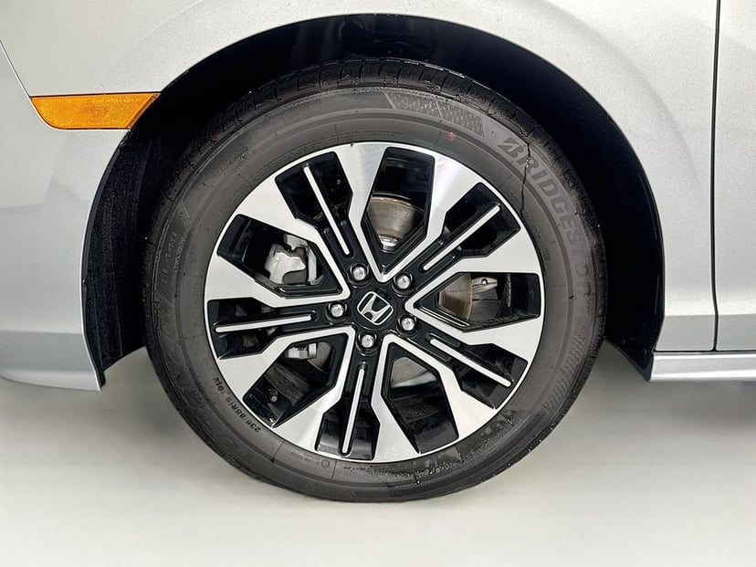 2026 Honda Odyssey - Image 13