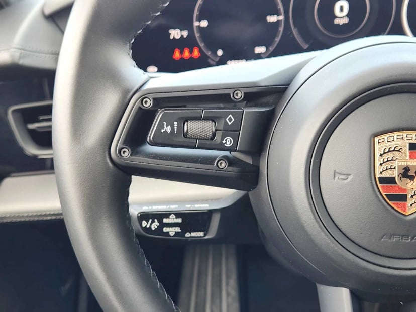 2023 Porsche Taycan - Image 27