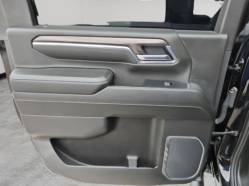 2024 Chevrolet Silverado 2500HD - Image 17