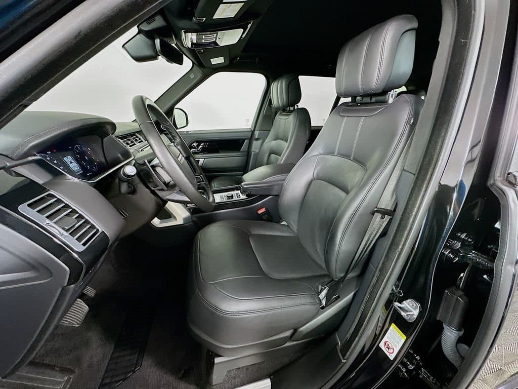 2018 Land Rover Range Rover - Image 21