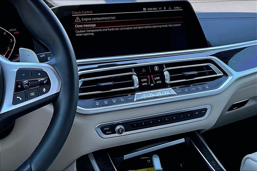 2020 BMW X7 - Image 5