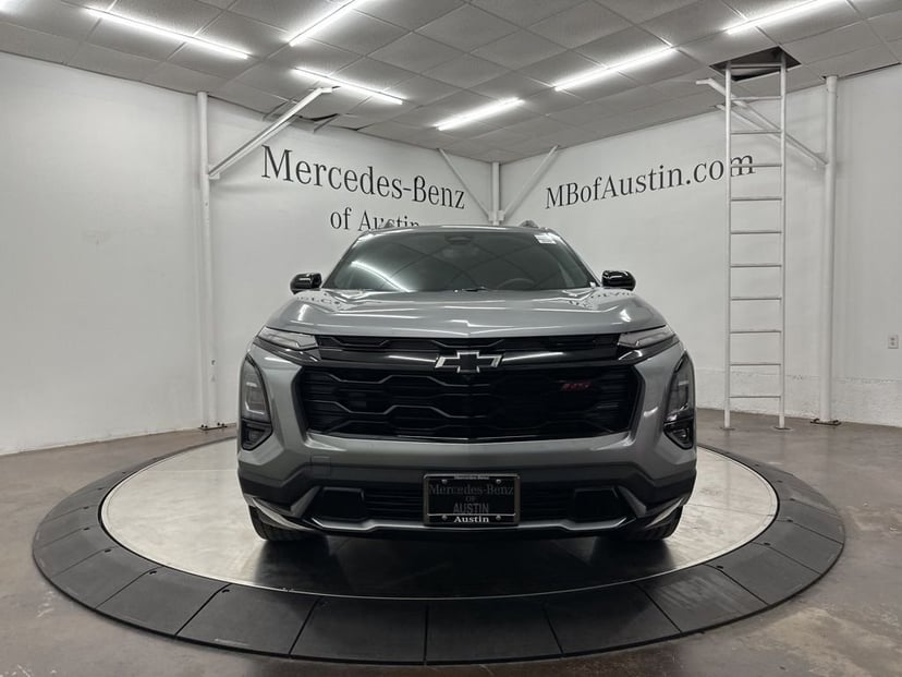2025 Chevrolet Equinox - Image 2