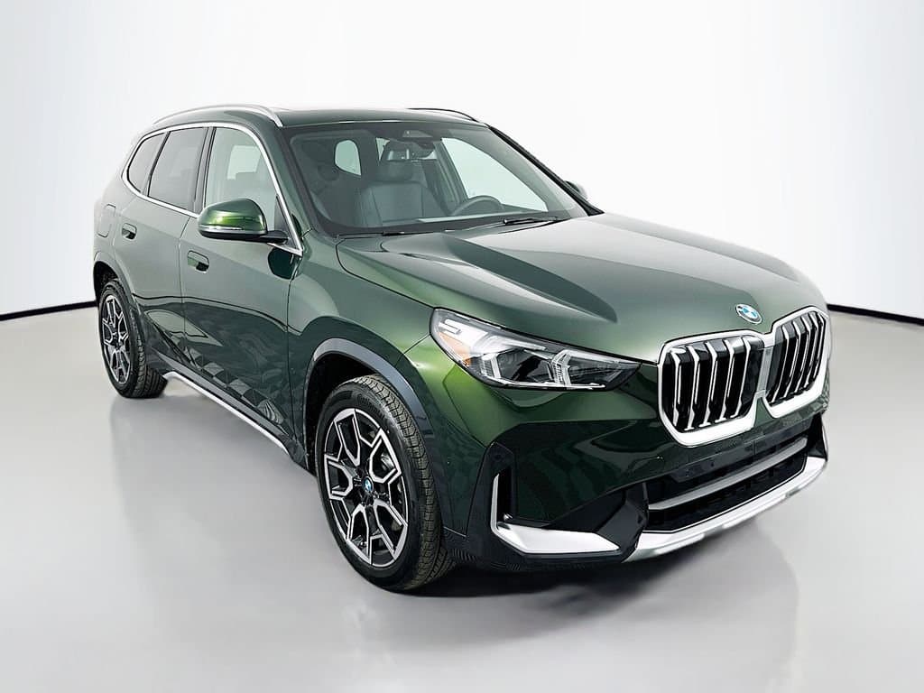 2025 BMW X1 - Image 3