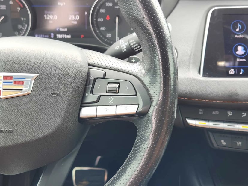 2020 Cadillac XT4 - Image 30