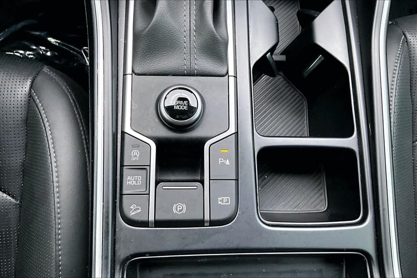 2025 Kia Sorento - Image 33