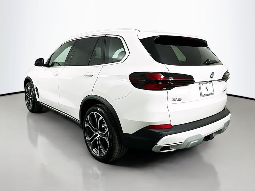 2026 BMW X5 - Image 7