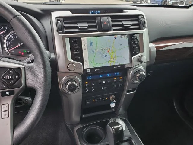 2020 Toyota 4Runner - Image 16