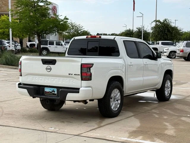 2022 Nissan Frontier - Image 4