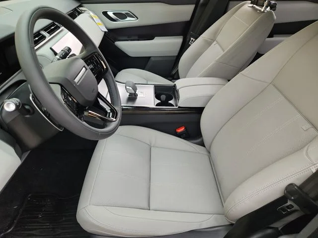 2026 Land Rover Range Rover Velar - Image 9