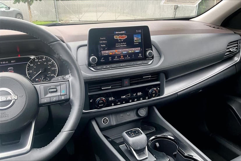 2023 Nissan Rogue - Image 7