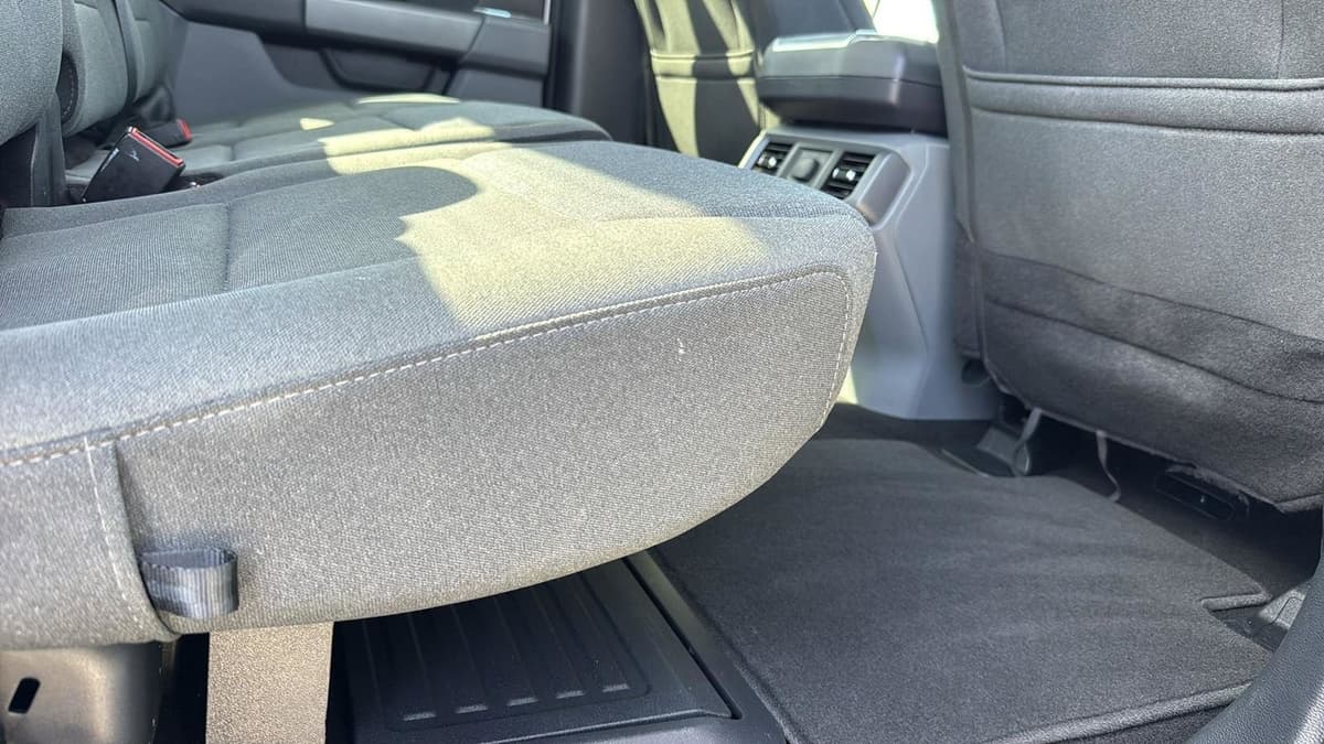 2025 Ford F-150 - Image 27