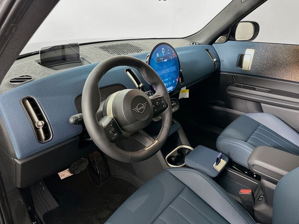 2025 MINI Cooper S Countryman - Image 9