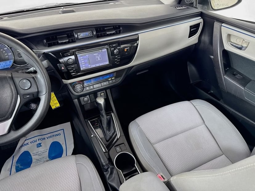 2015 Toyota Corolla - Image 27