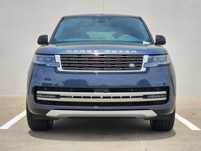 2026 Land Rover Range Rover - Image 2