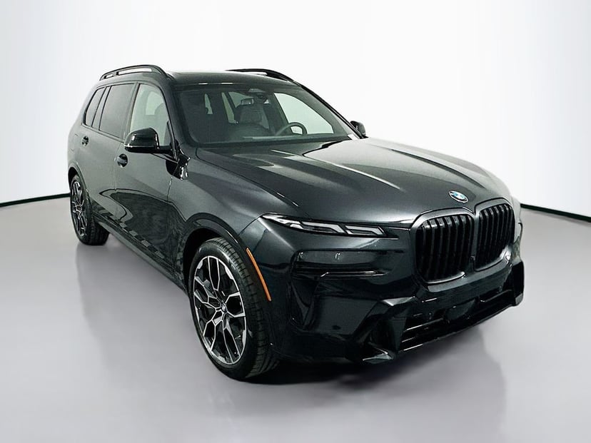 2026 BMW X7 - Image 3