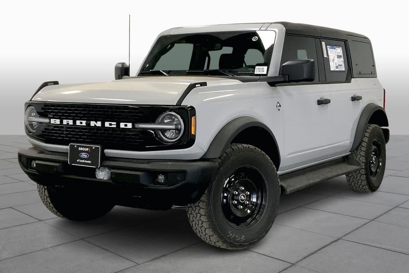 2026 Ford Bronco - Image 21
