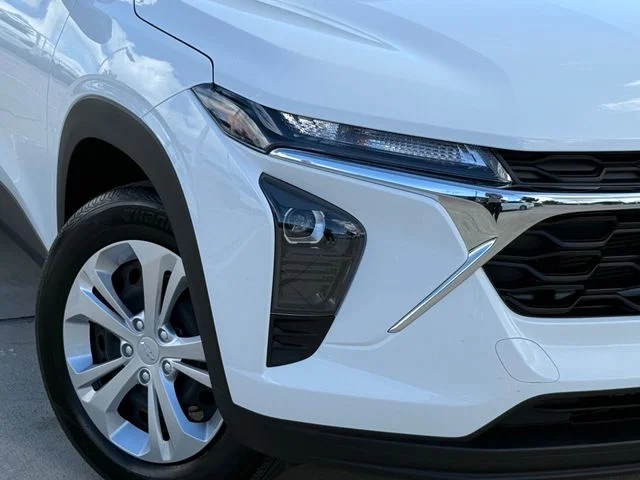 2026 Chevrolet Trax - Image 3