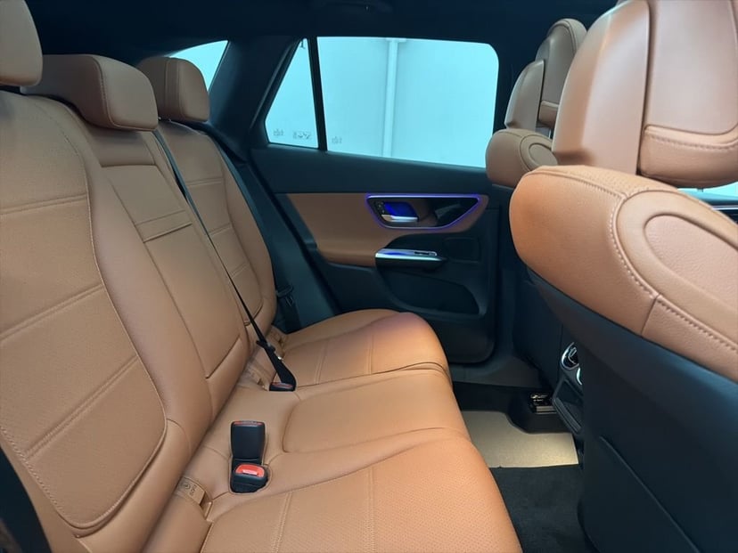 2026 Mercedes-Benz GLC - Image 27