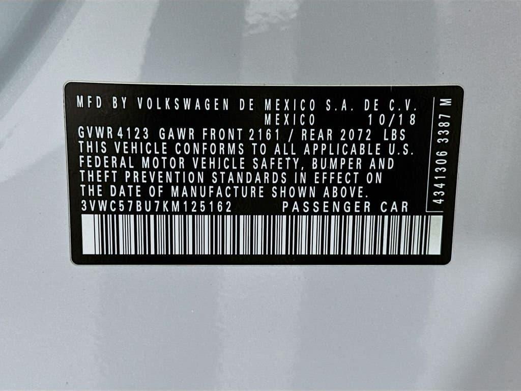 2019 Volkswagen Jetta - Image 31