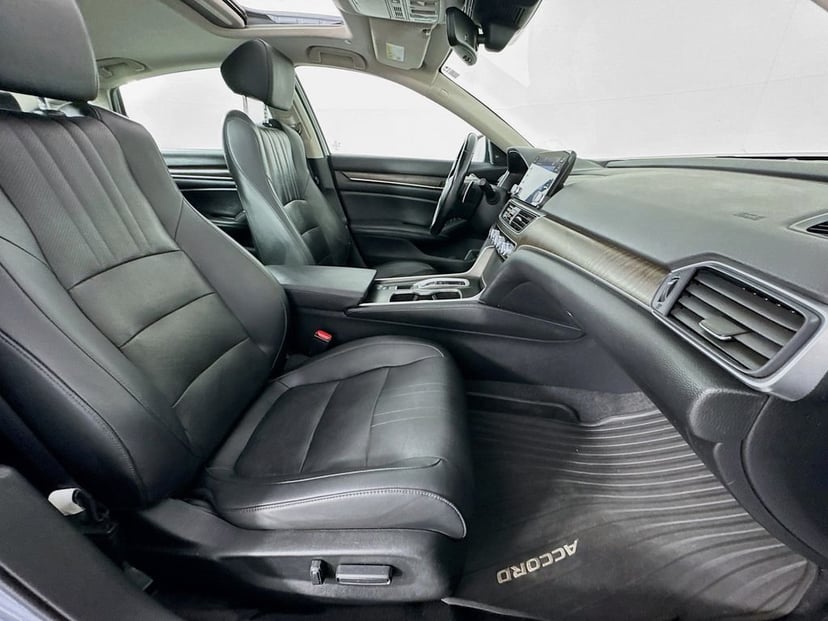 2022 Honda Accord - Image 36